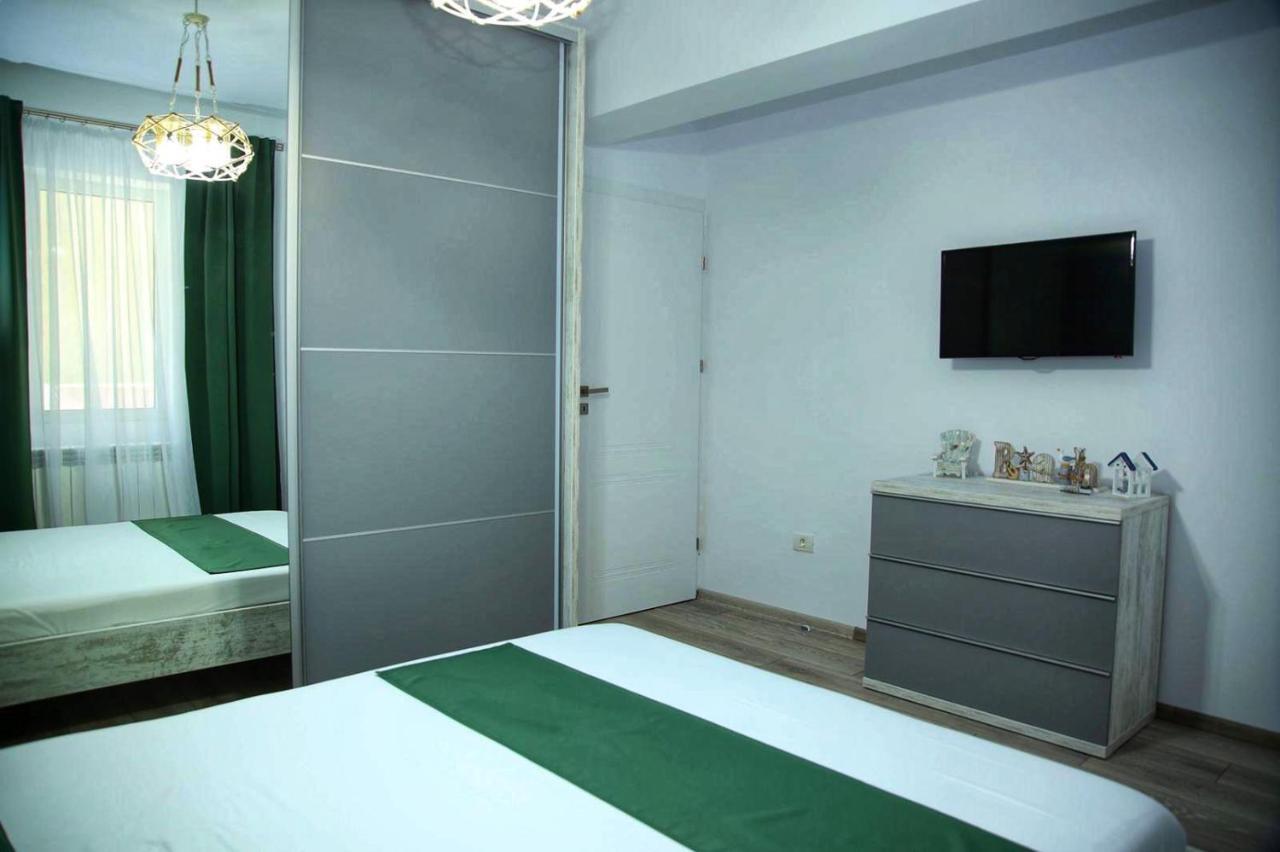 Myamar Apartment Mamaia Eksteriør bilde