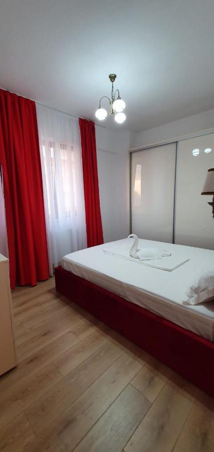 Myamar Apartment Mamaia Eksteriør bilde