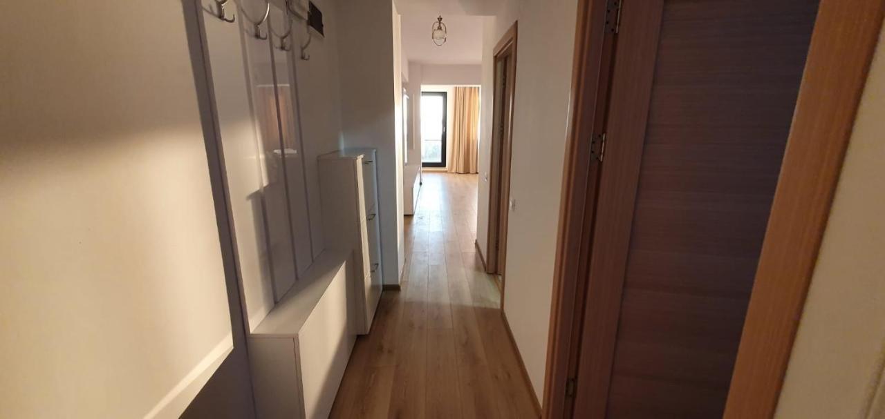 Myamar Apartment Mamaia Eksteriør bilde