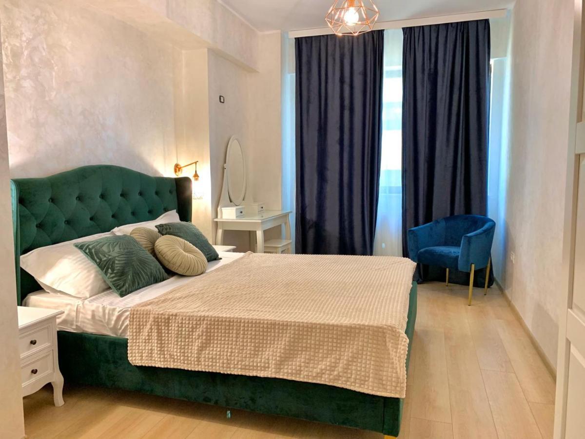 Myamar Apartment Mamaia Eksteriør bilde